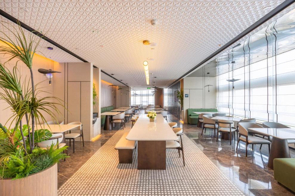Atour Hotel Luzhou Finance Centre Exterior photo